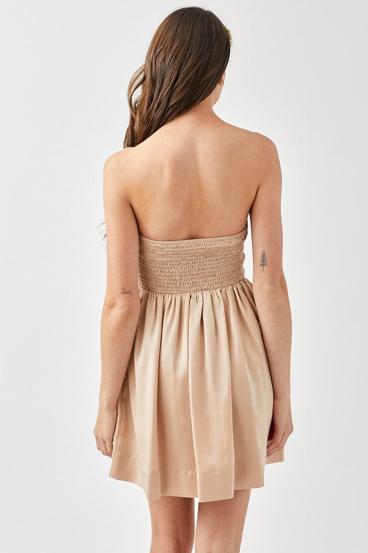 TIE FRONT STRAPLESS DRESS