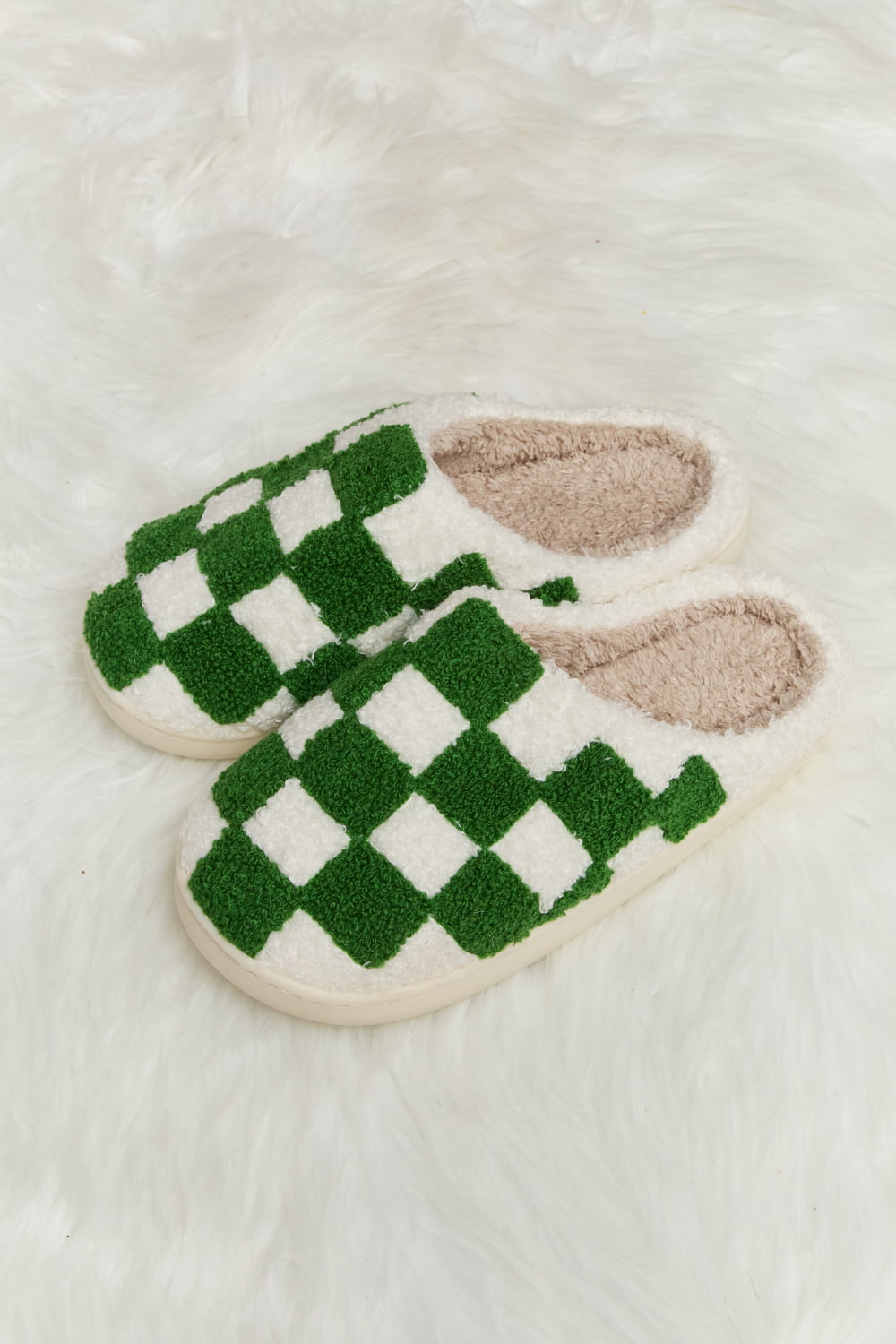 CHECKERED PRINT PLUSH SLIDE SLIPPERS