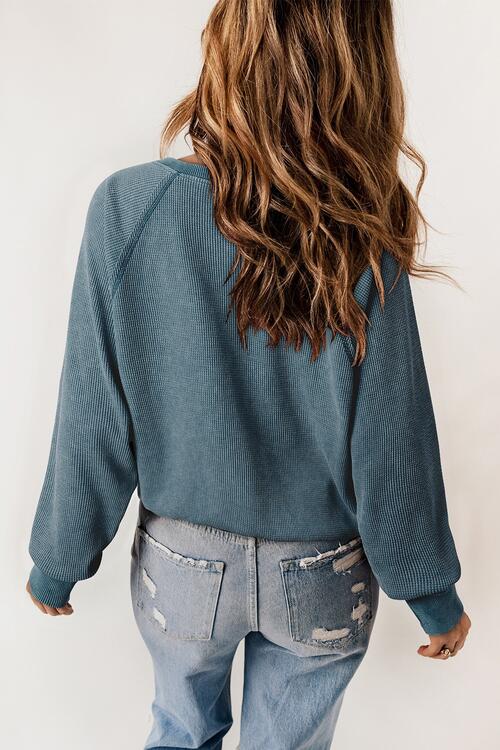 WAFFLE KNIT RAGLAN SWEATSHIRT