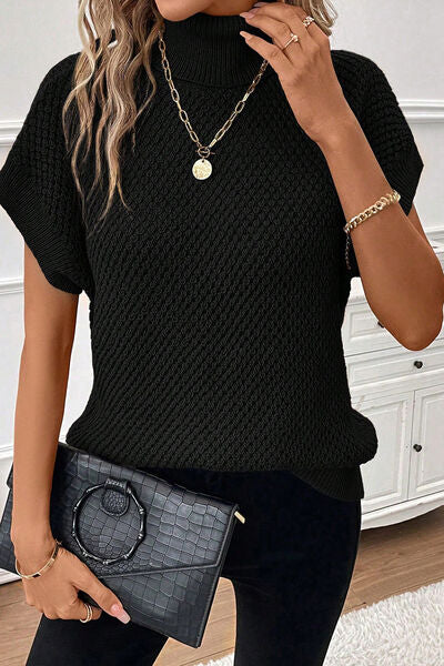 TURTLENECK SHORT SLEEVE SWEATER