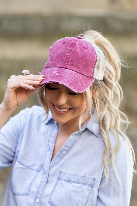 DISTRESSED MESSY BUN HAT