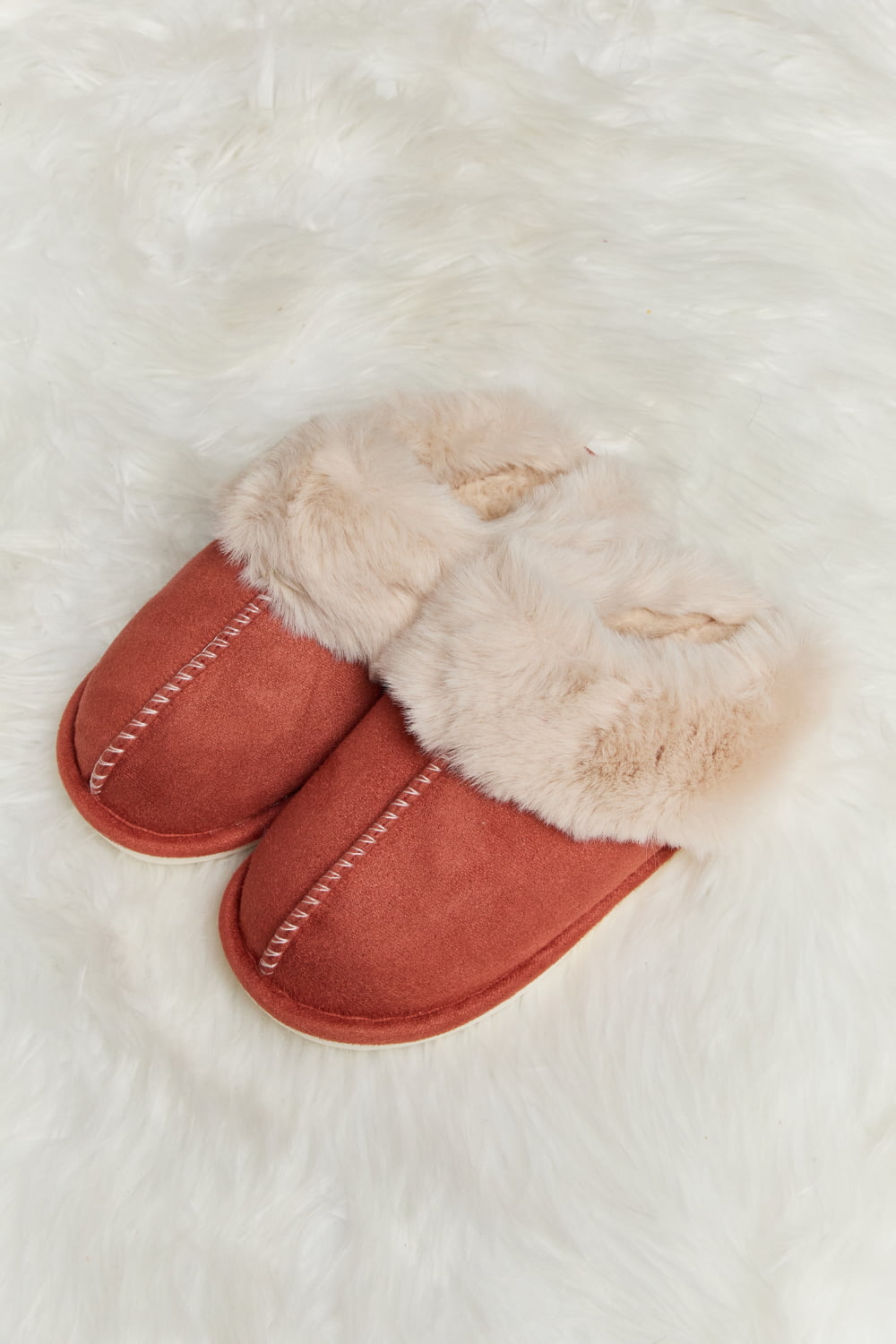 MELODY FLUFFY SLIPPERS