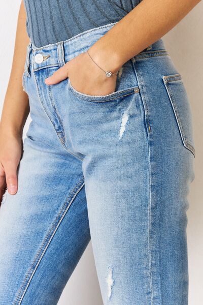 HIGH RISE DISTRESSED SLIM STRAIGHT JEANS