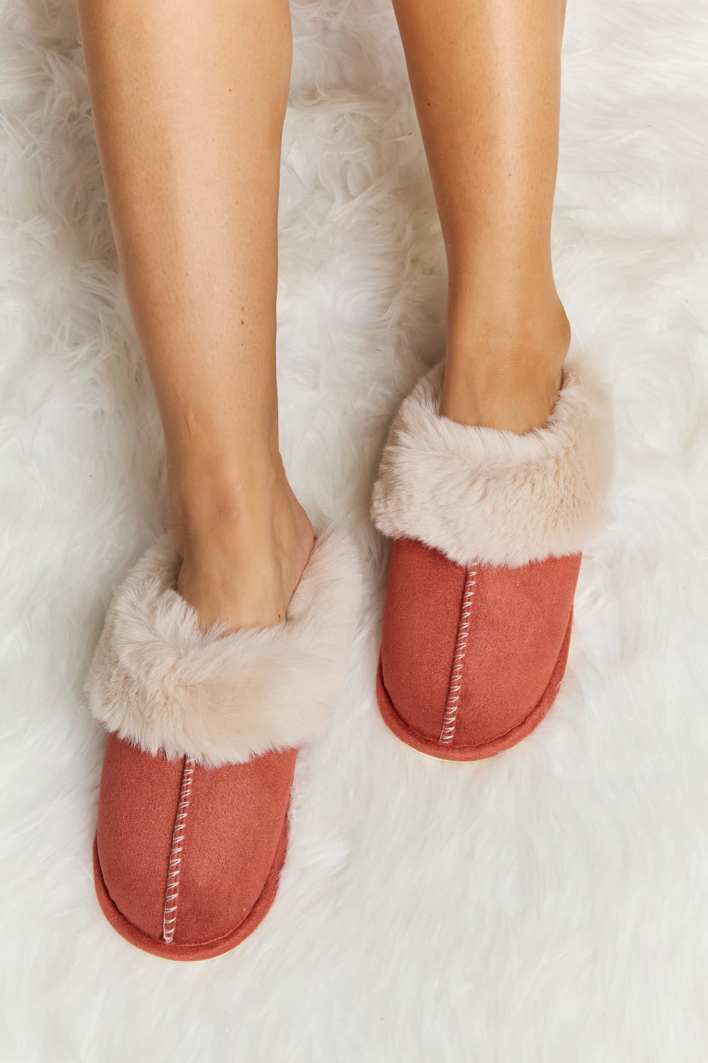 MELODY FLUFFY SLIPPERS